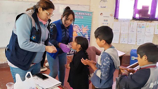 bolivia_salud escolar_desparasitaciony vita.jpg